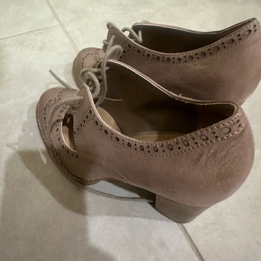 Crown Vintage Taupe Lace-Up Heels - Picture 3 of 4